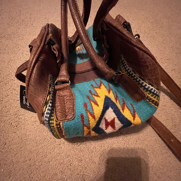 Upcycled American Darling Aztec duffel bag - Picture 2 of 11